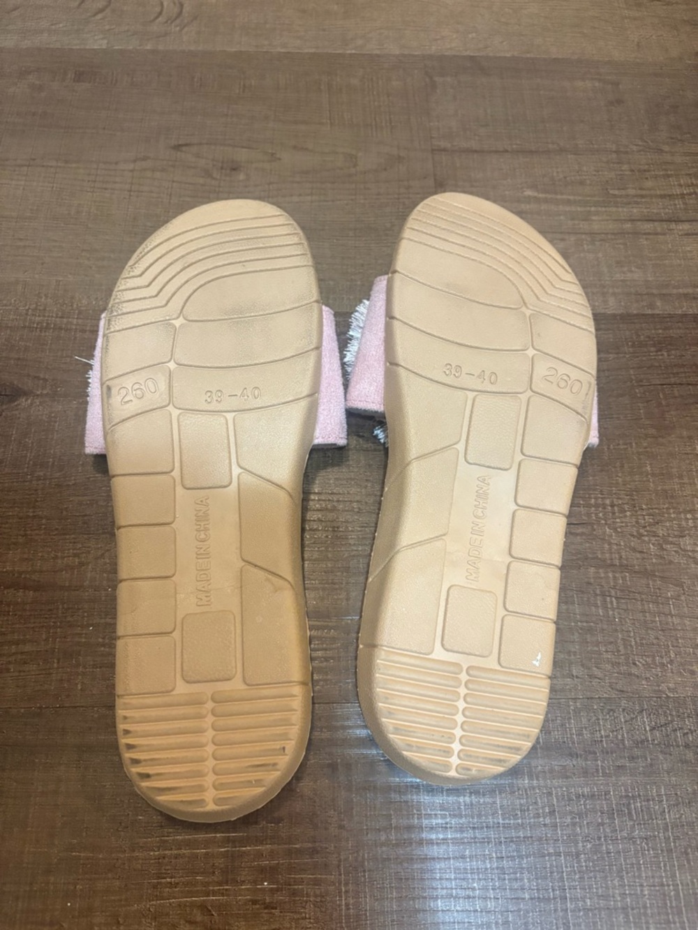 La-a SOLE Pink Pom Slide Sandals for Women - Picture 2 of 2